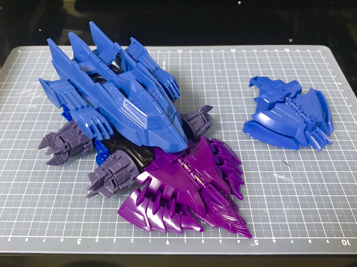 ワイルドアイアンウルフ