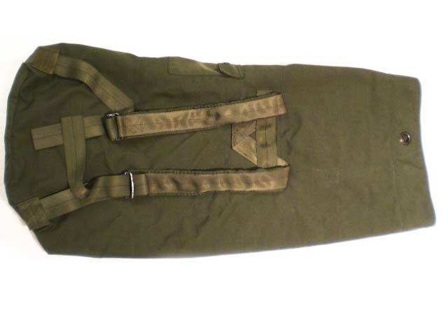 ダッフルバッグ | 米軍放出品写真館