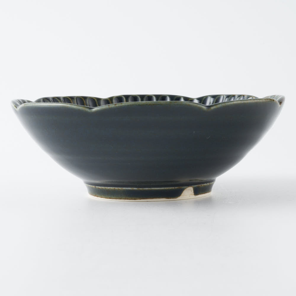 作家 水谷和音 しのぎ輪花 4寸鉢（瑠璃釉） ¥1,980 大人の焼き物