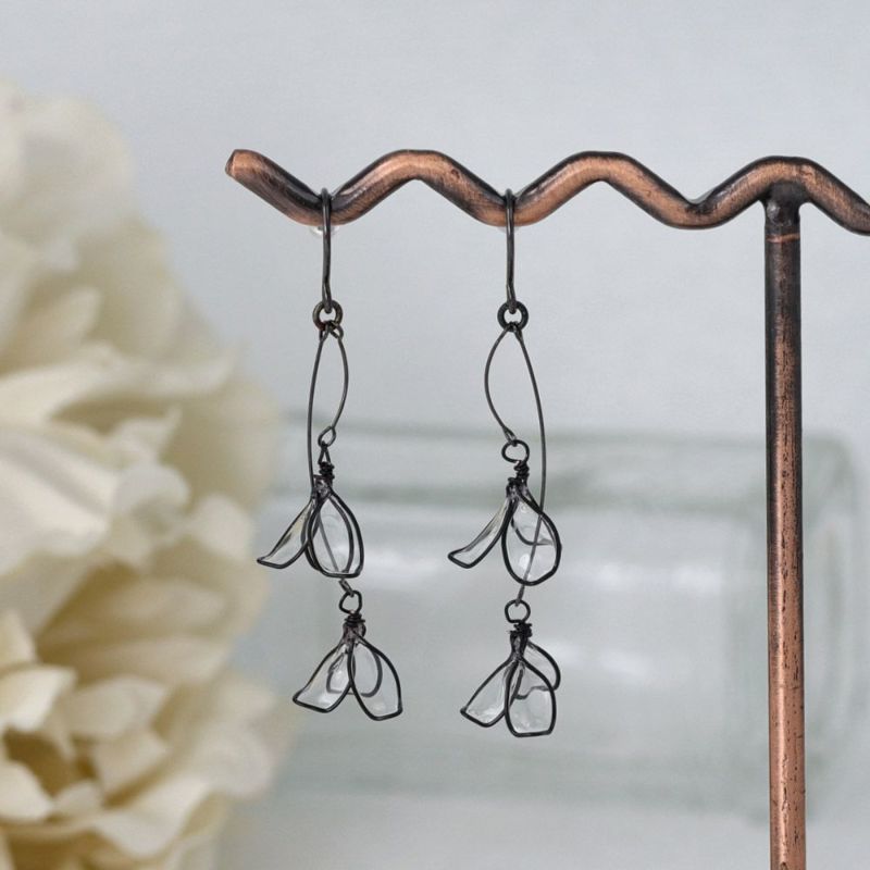 ピアス ブラック ワイヤー フラワー 花 サージカルステンレスポスト