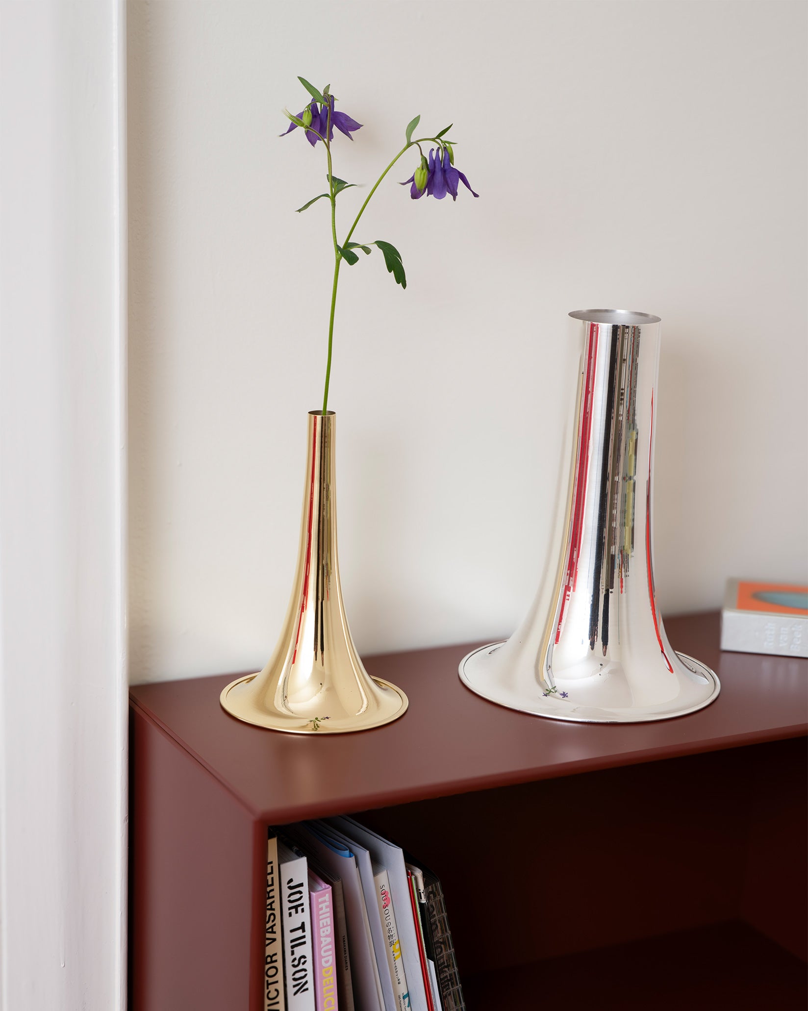 Trumpet: Flower vase By Michael Anastassiades | Alessi