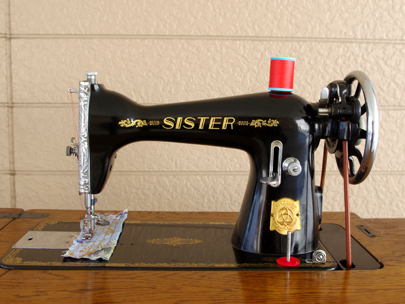 Brother “SISTER” ブラザー製足踏みミシン 足踏みミシン・手回しミシン