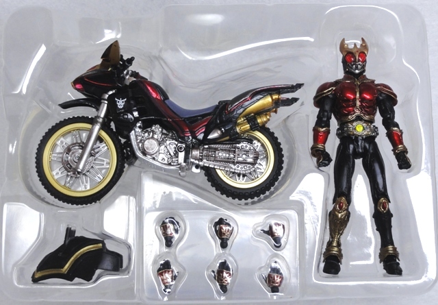 S.I.C極魂 【仮面ライダークウガ ライジングマイティ＆BTCS2000