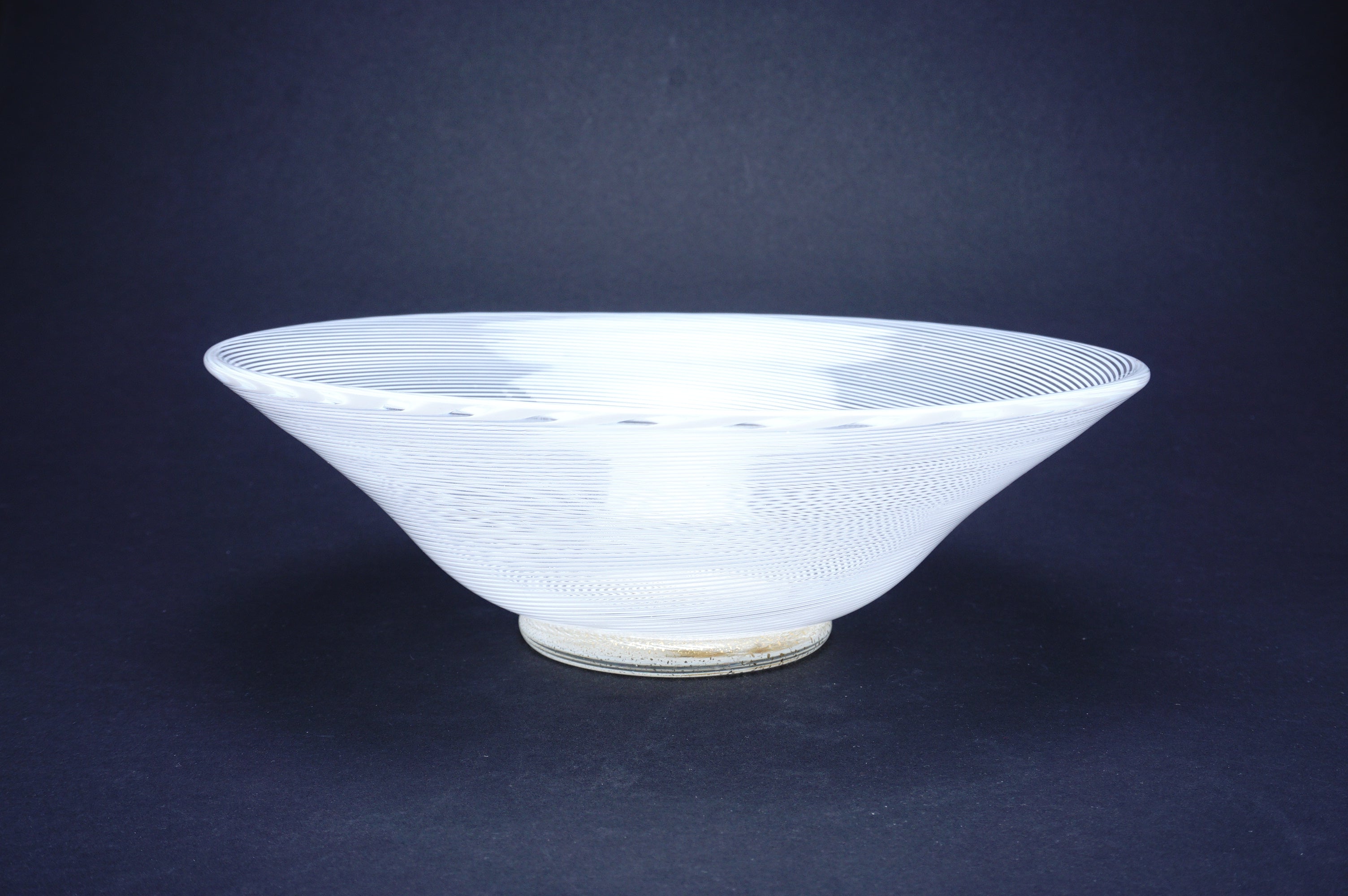 ムラーノガラス（ベネチアングラス）｜高台付鉢「絹の糸」 – chisa