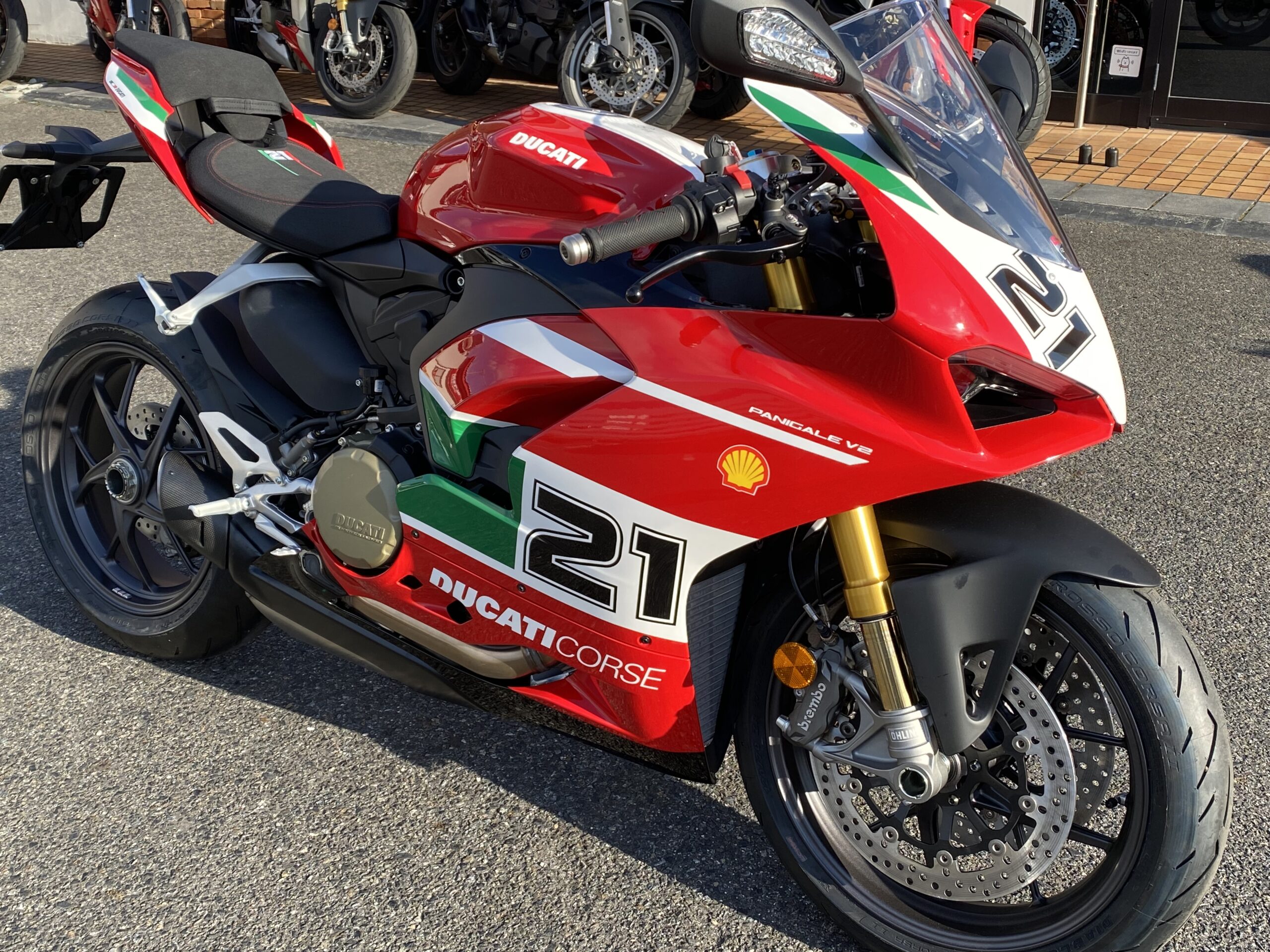 パニガーレV2ベイリス1stチャンピオンシップ20周年記念モデル発売