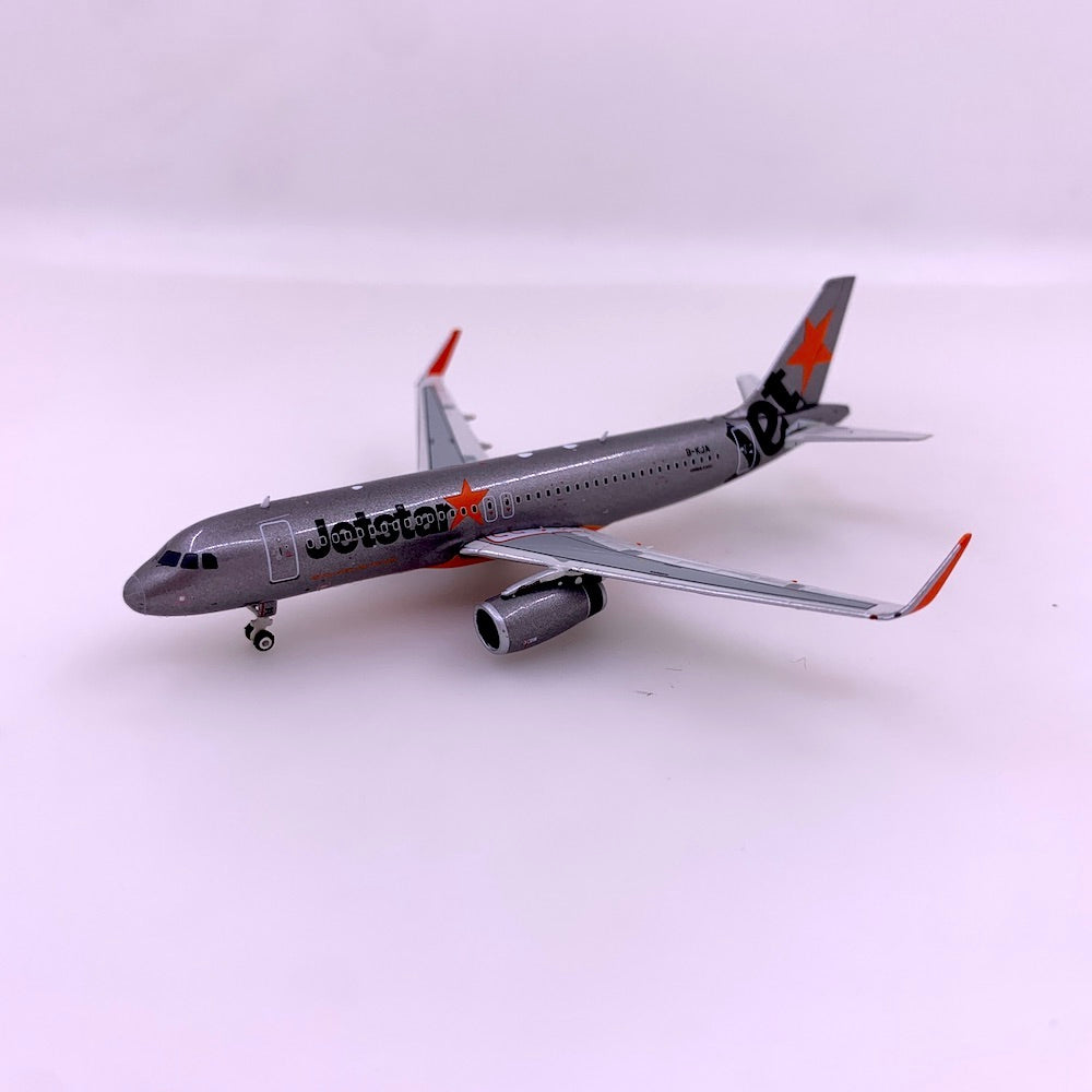 航空機・ヘリコプター Phoenix 1/400 Jetstar Japan A320 JA08JJ