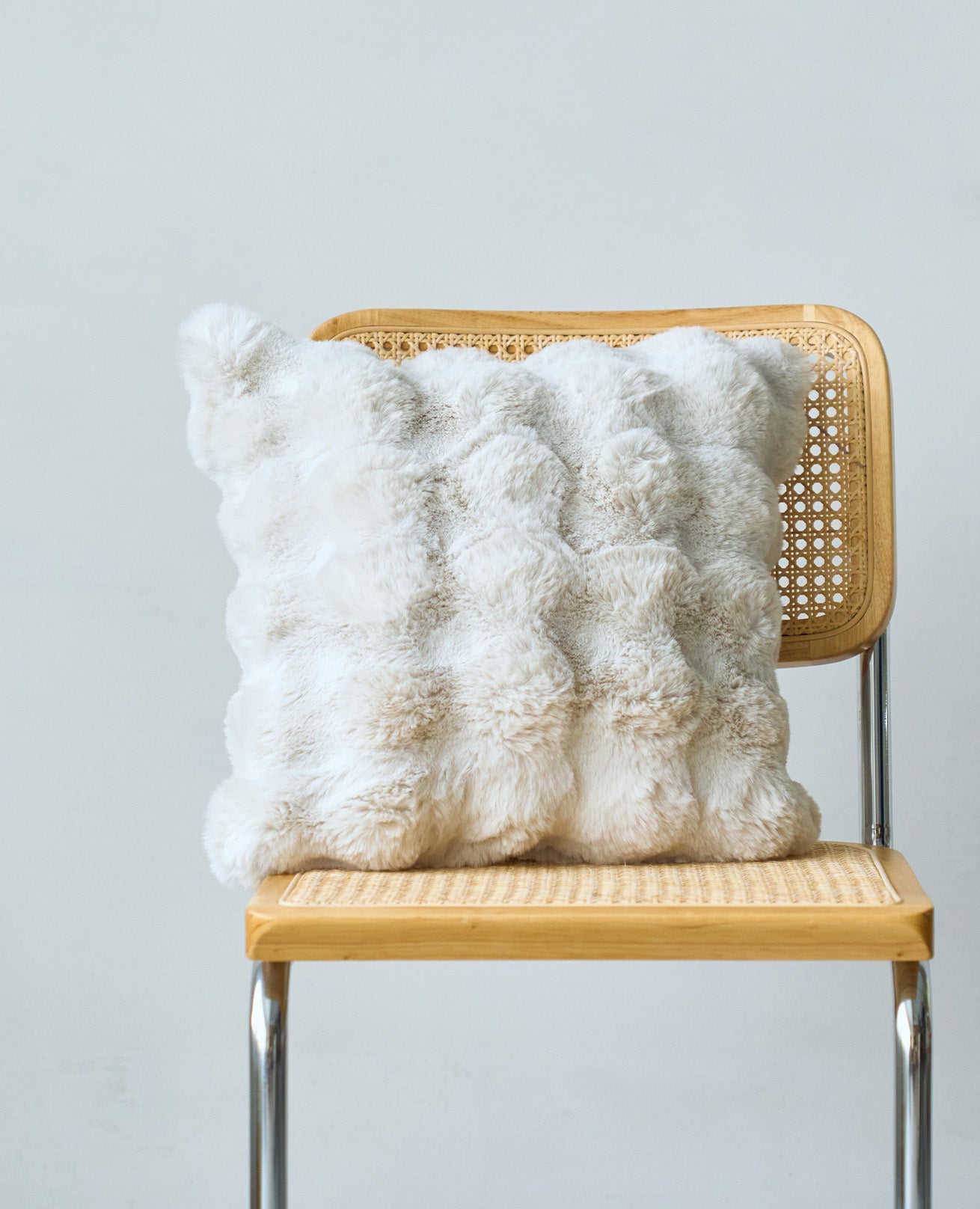 CUSHION 01 WHITE – VOFF JAPAN