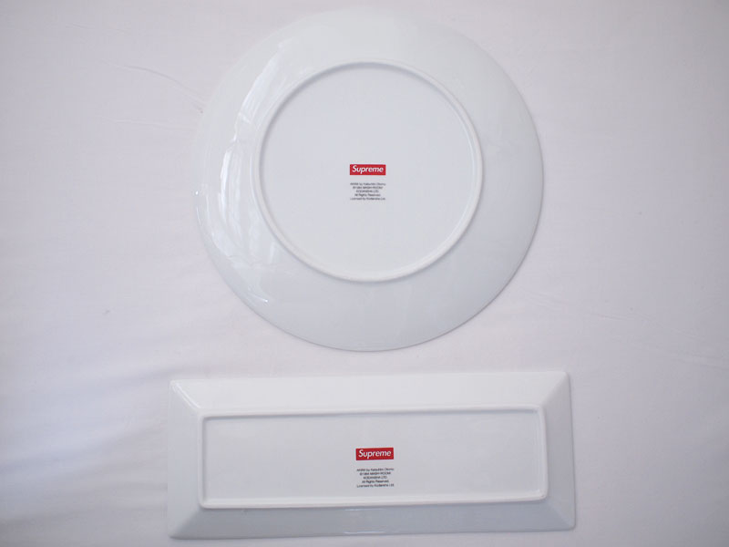 Supreme×AKIRA 'Pill Ceramic Plate / Syringe Ceramic Tray