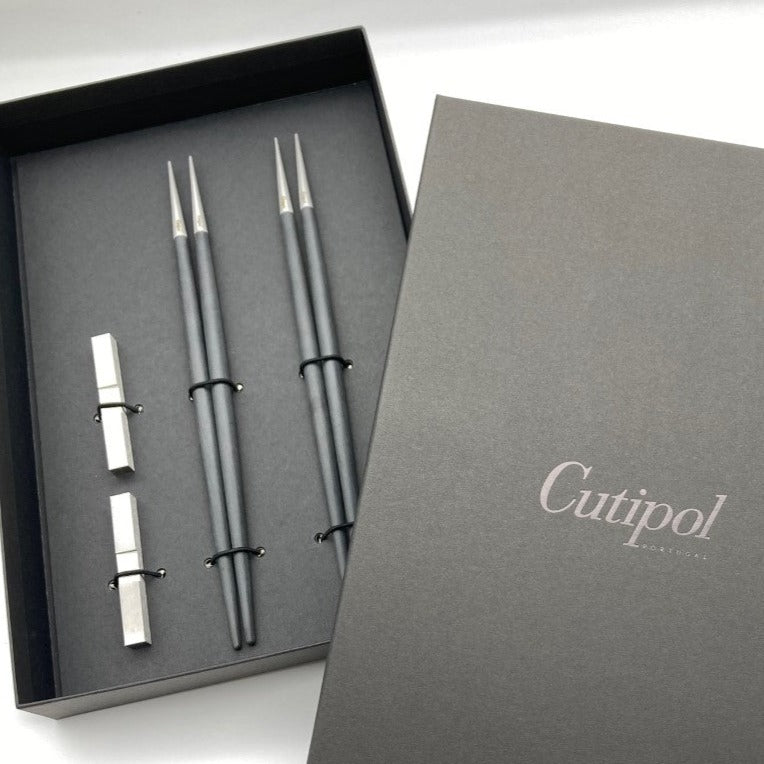 クチポール GOA（ゴア）/お箸2膳・箸置きセット/ブラックシルバー