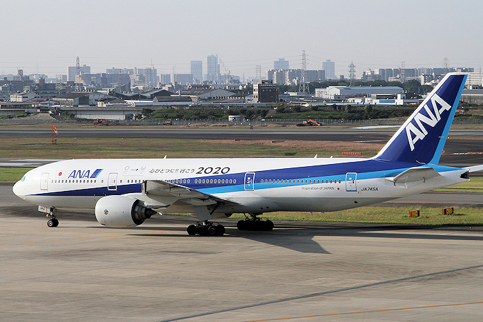 ANA B777-200ER JA745A 特別塗装 ANA B777-200ER JA745A 特別塗装