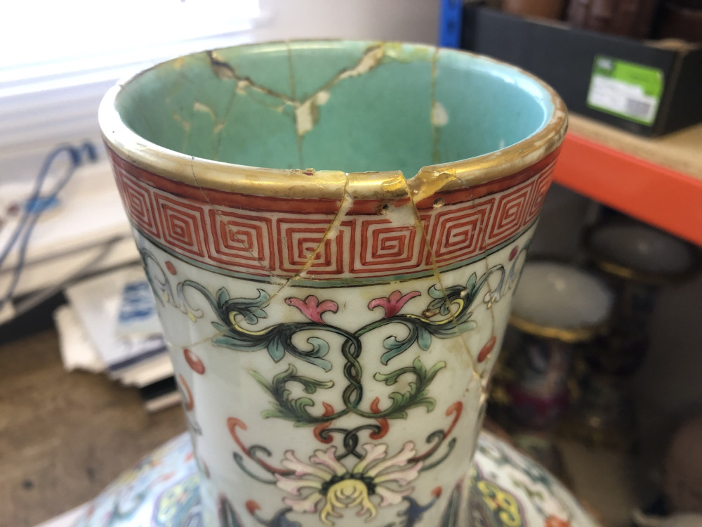 伦敦百岁老人去世价值500万的清朝花瓶被一位中国买家拍得-腾讯新闻