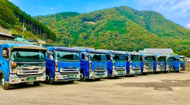 ダンプトラック|協和鉱業株式会社