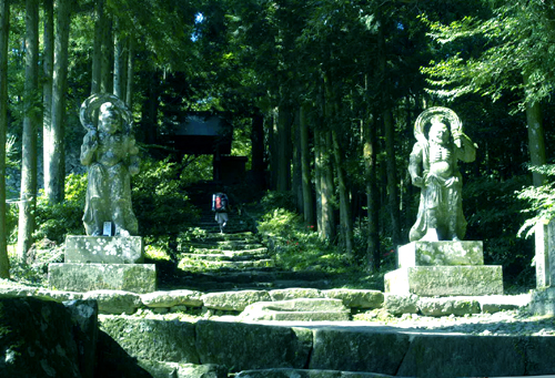 白石隆一 白石隆一 須川岳 須川岳