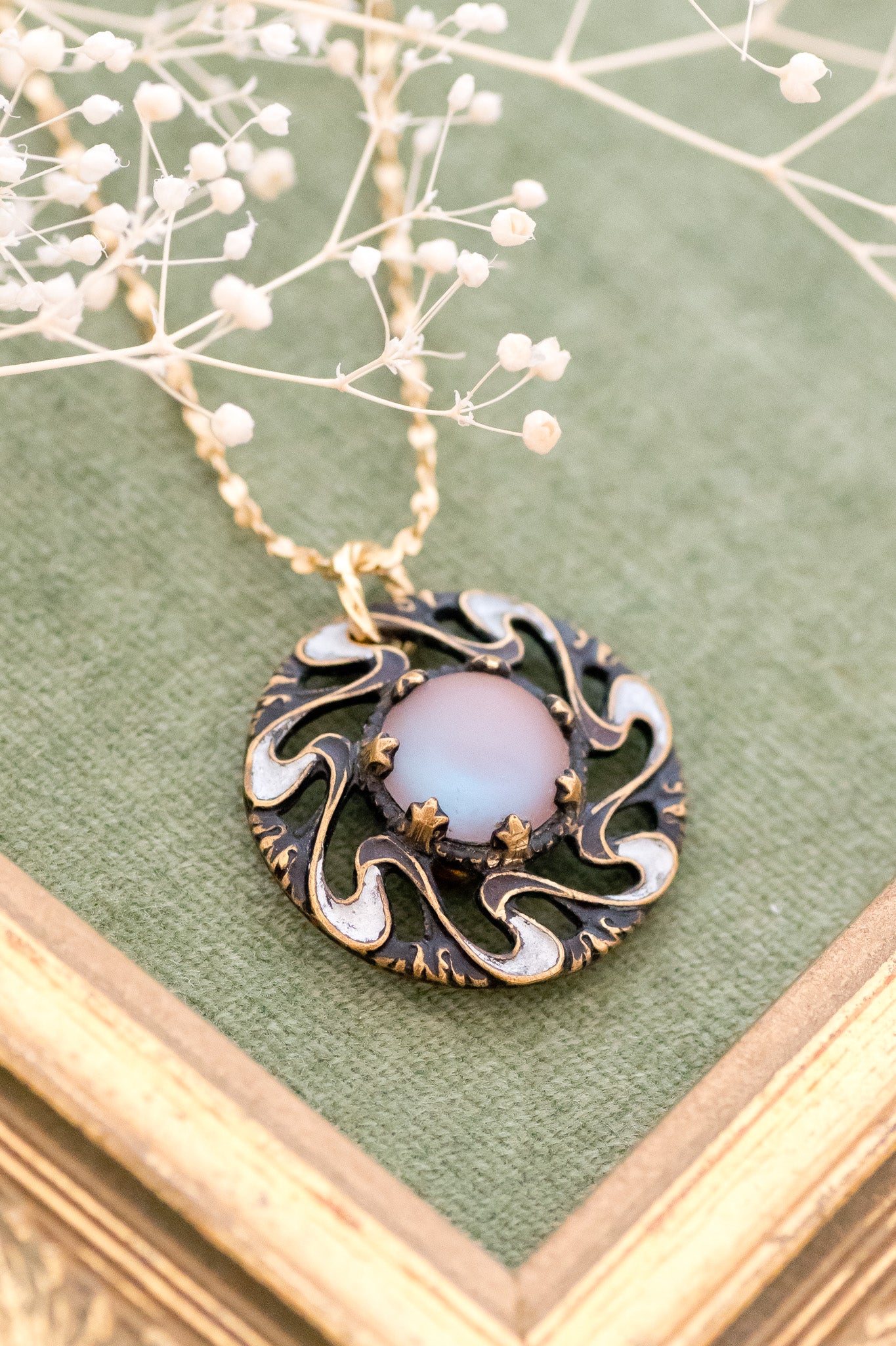 アンティークマットサフィレット・ネックレス