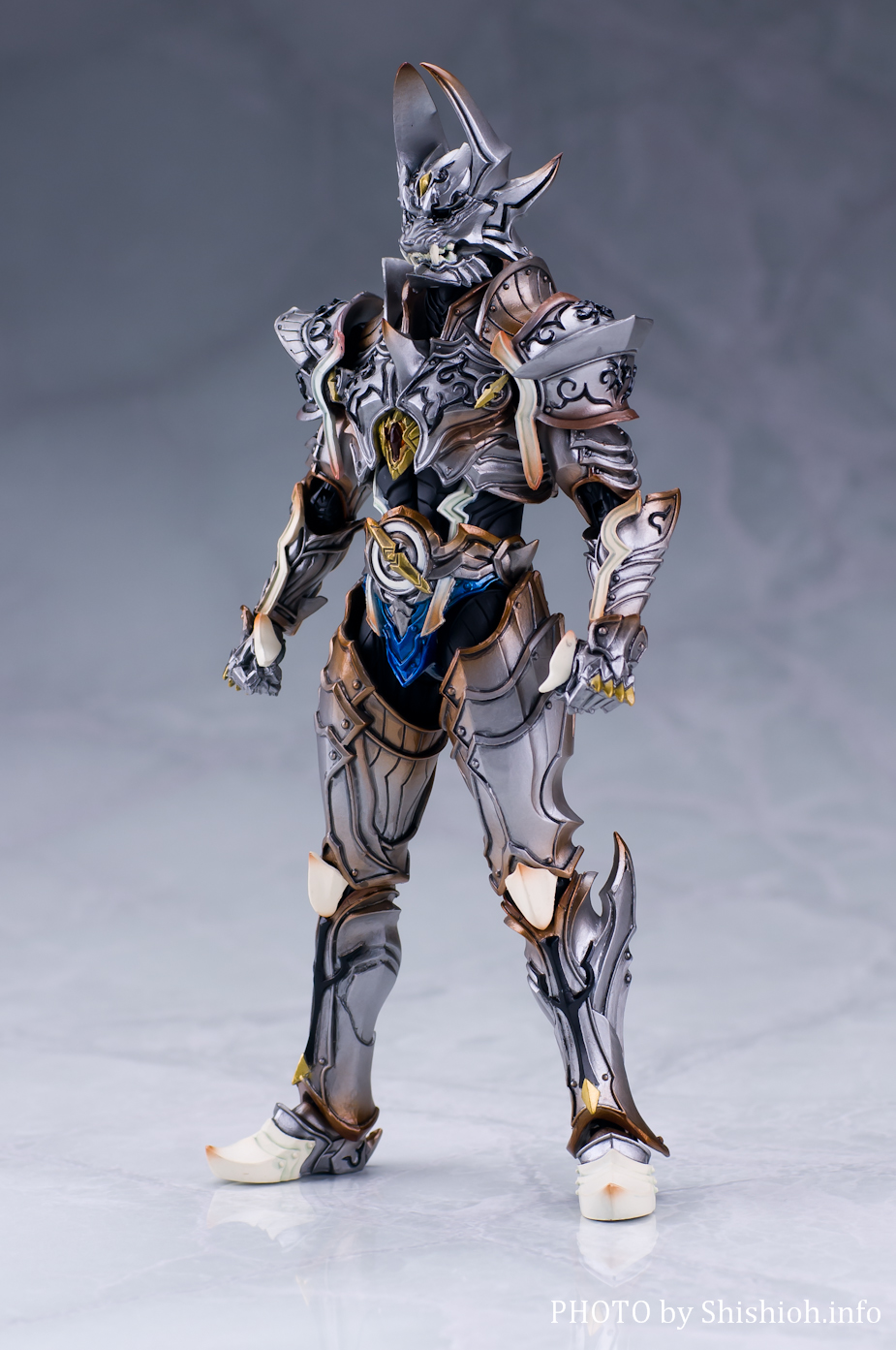 レビュー】 バンダイ 魂ウェブ商店 魔戒可動 銀牙騎士 ゼロ [牙狼〈GARO〉]