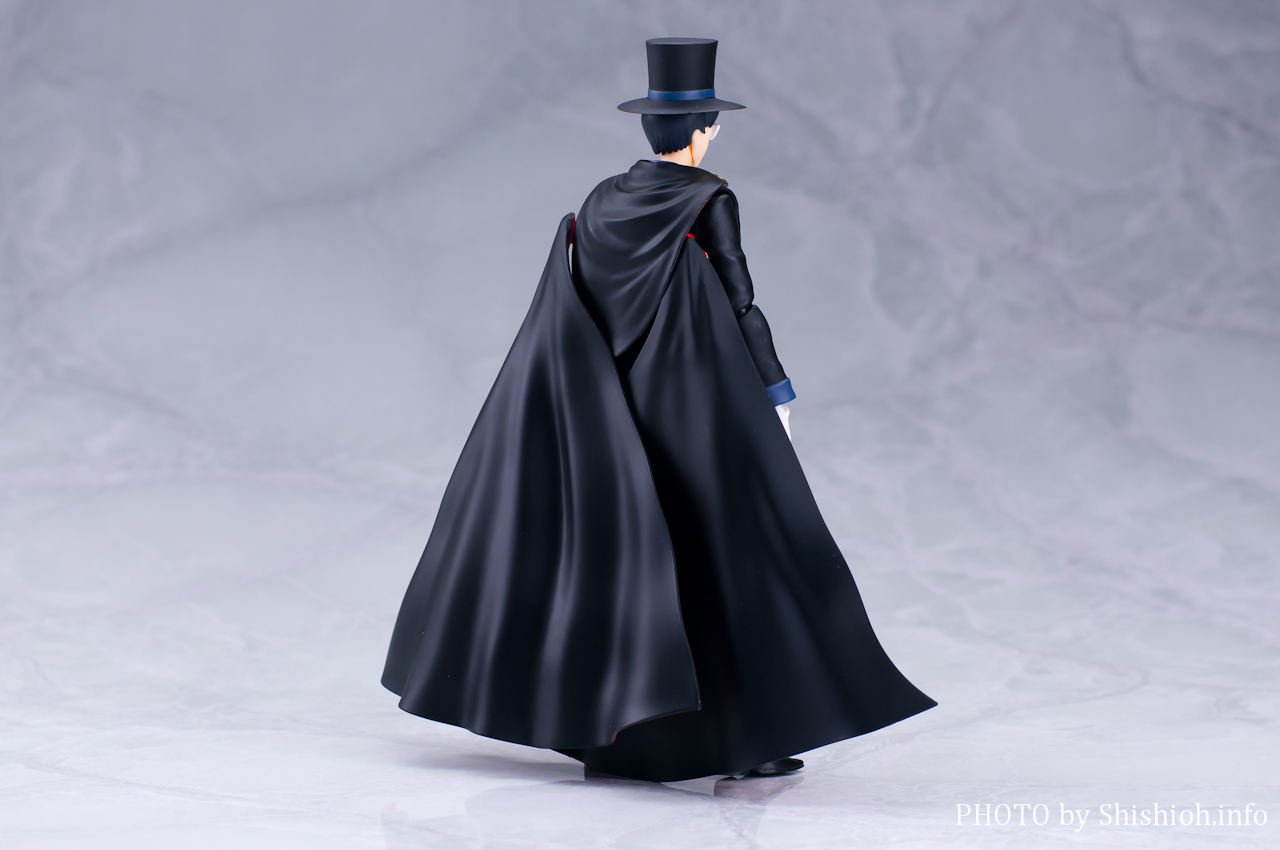 レビュー】 バンダイ S.H.Figuarts タキシード仮面 [美少女戦士