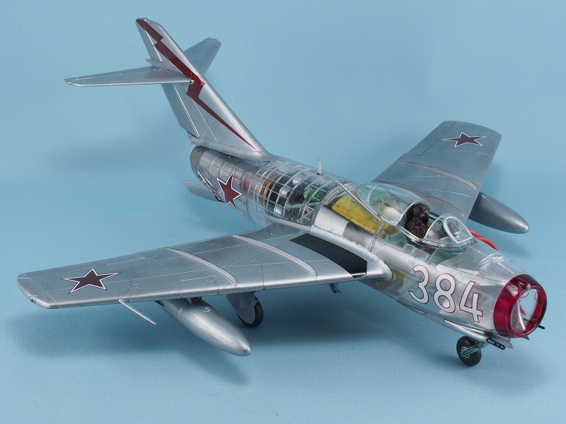 タミヤ ミコヤン-グレビッチ MiG-15bis クリアエディション