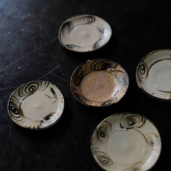 馬の目 豆皿 – zakka store towi