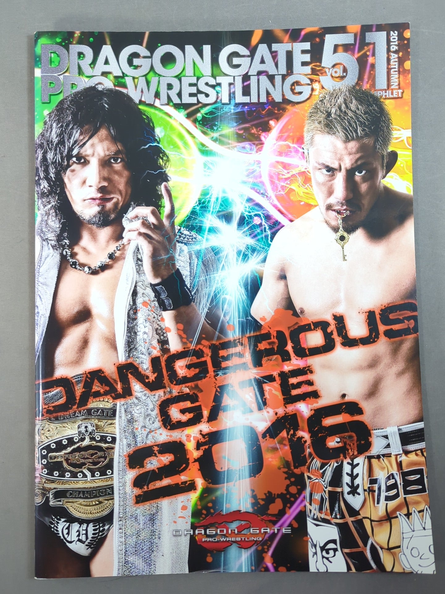 ドラゴン・キッド 直筆サイン入り】2016 DRAGON GATE OFFICIAL