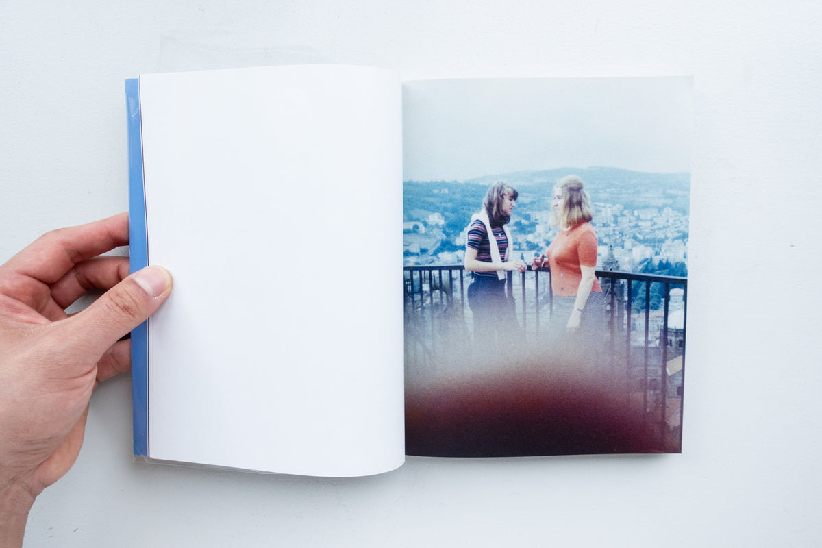 signed) In Almost Every Picture #13 / Erik Kessels - Utrecht