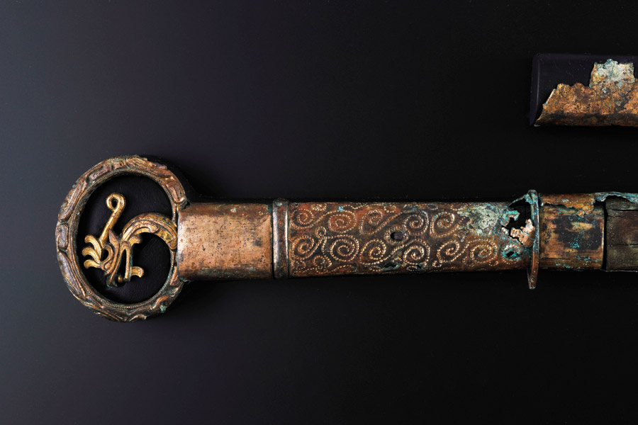 1400年前のデザインを堪能 - 高崎のニュースサイト 高崎新聞