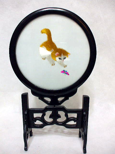 両面刺繍「猫と蝶」 中国工芸品