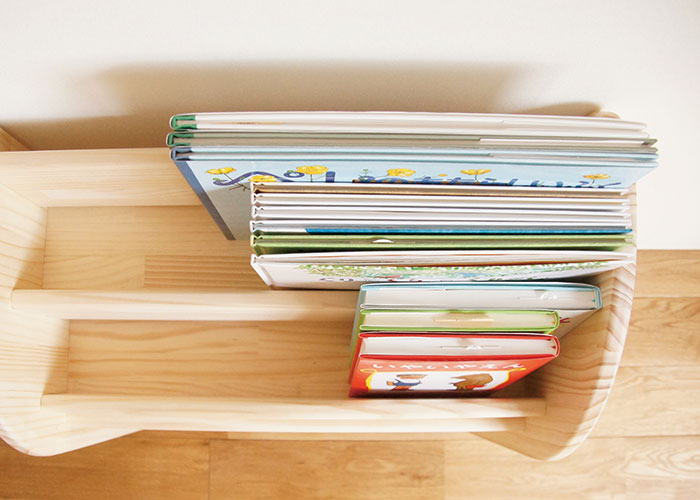 木遊舎 絵本棚 国産 木製【ほんたて-M-パイン（完成品・横幅53cm