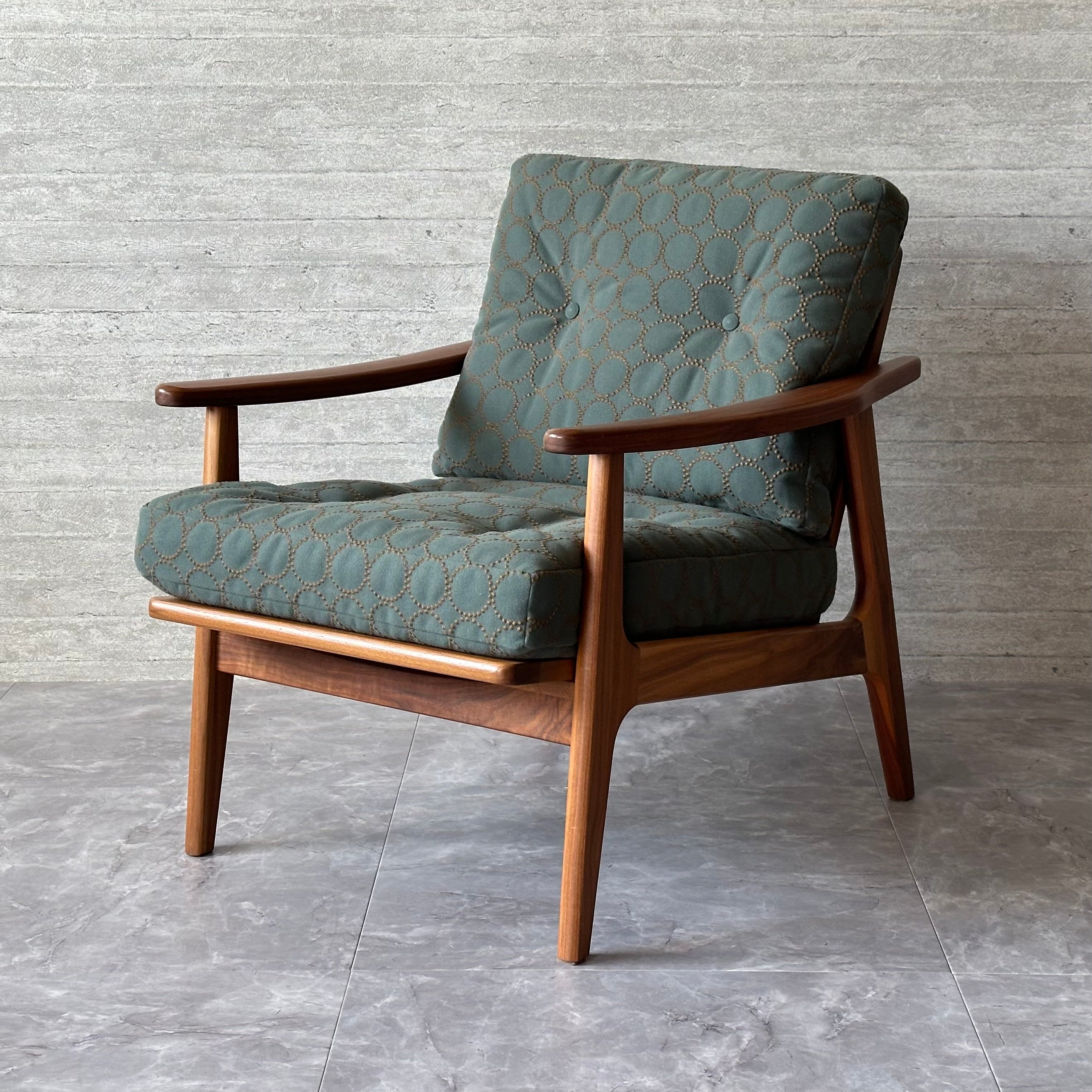 ≪minä perhonen≫の dop“tambourine”人気のスモーキーグリーンを