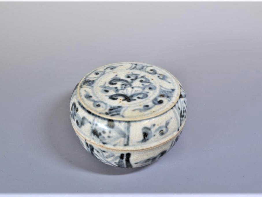 大熊美術 - 安南染付花文香合 | 古美術品専門サイト fufufufu.com