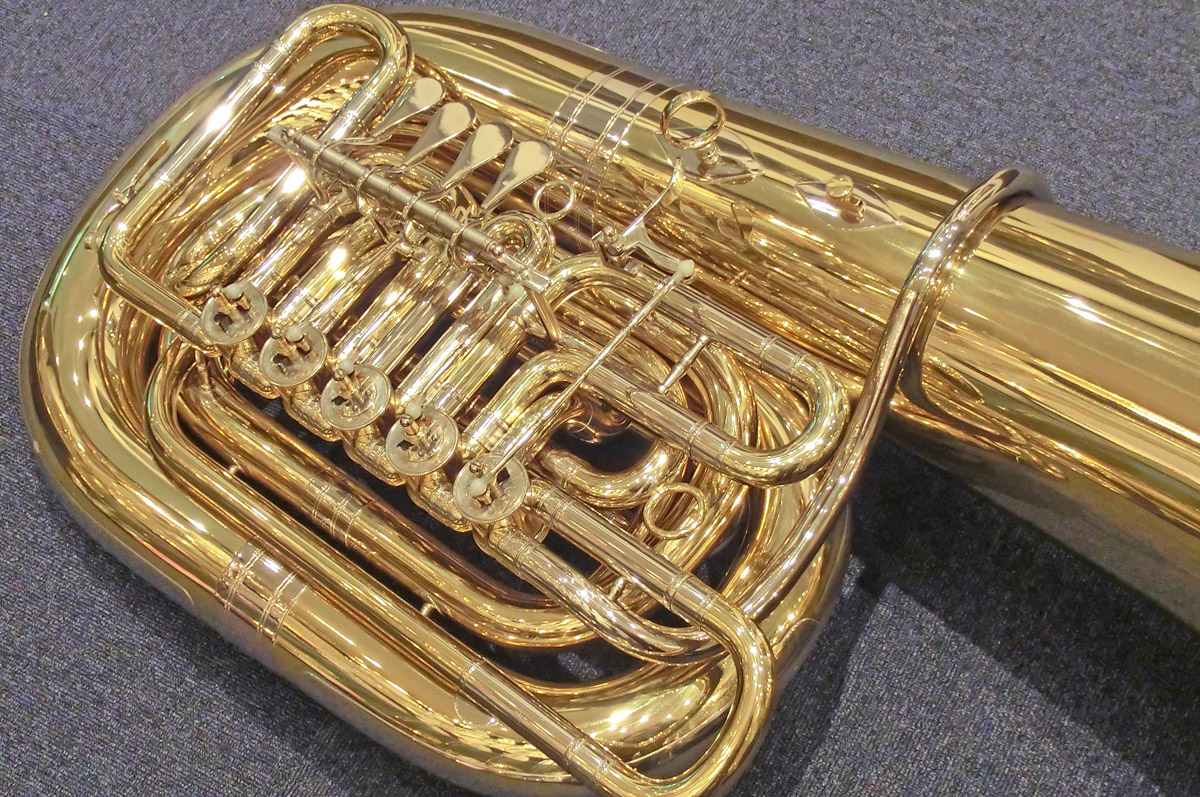 渋E1本】MEISTER ANTON / 431CC C管テューバ入荷しました！ | イシバシ