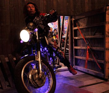 オートバイサーカス