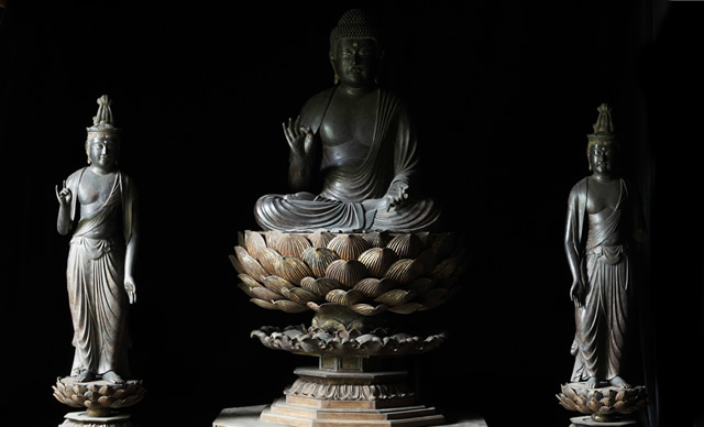 阿弥陀如来及両脇侍像 | かんなみ仏の里美術館