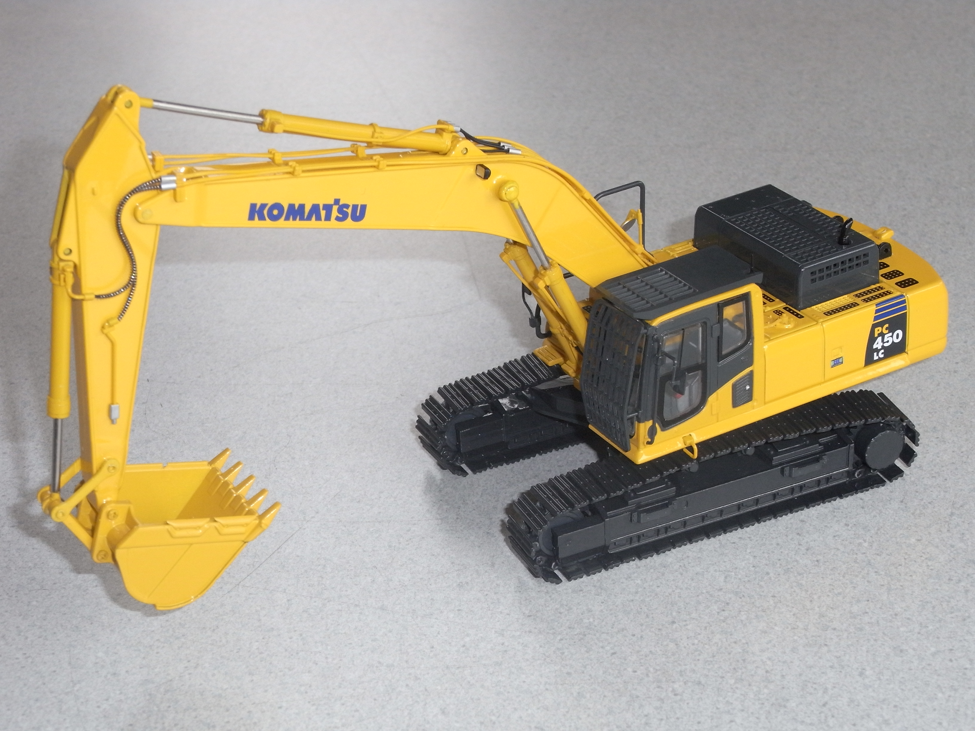 KYOWAミニチュアファクトリー 新作建機ミニチュア コマツPC450LC 予約
