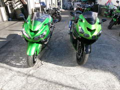 Kawasaki正規取扱店 宇都宮メグロ:::: NinjaZX-14RとZZR1400