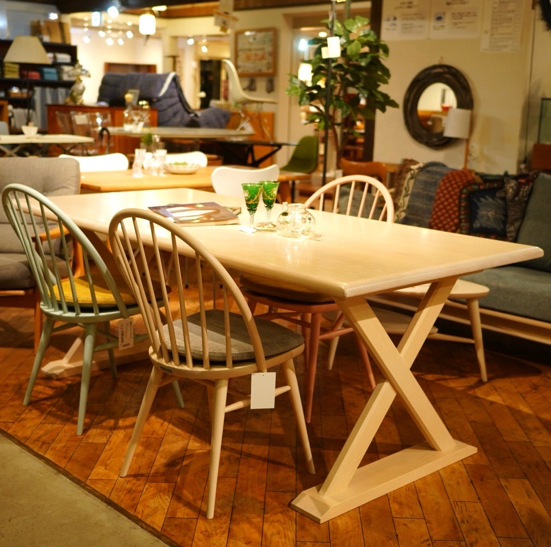 タイムアンドスタイル / Time & Style オリエント ダイニングテーブル