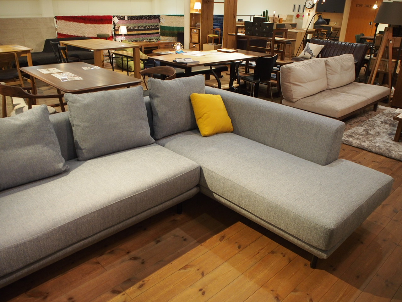 UGO sofa入荷しました！ -ROOM DESIGN(ルームデザイン)オフィシャル