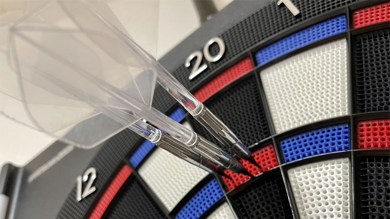 2026年2月最新版】ダーツマシンの価格比較！導入費用を抑える方法もご紹介