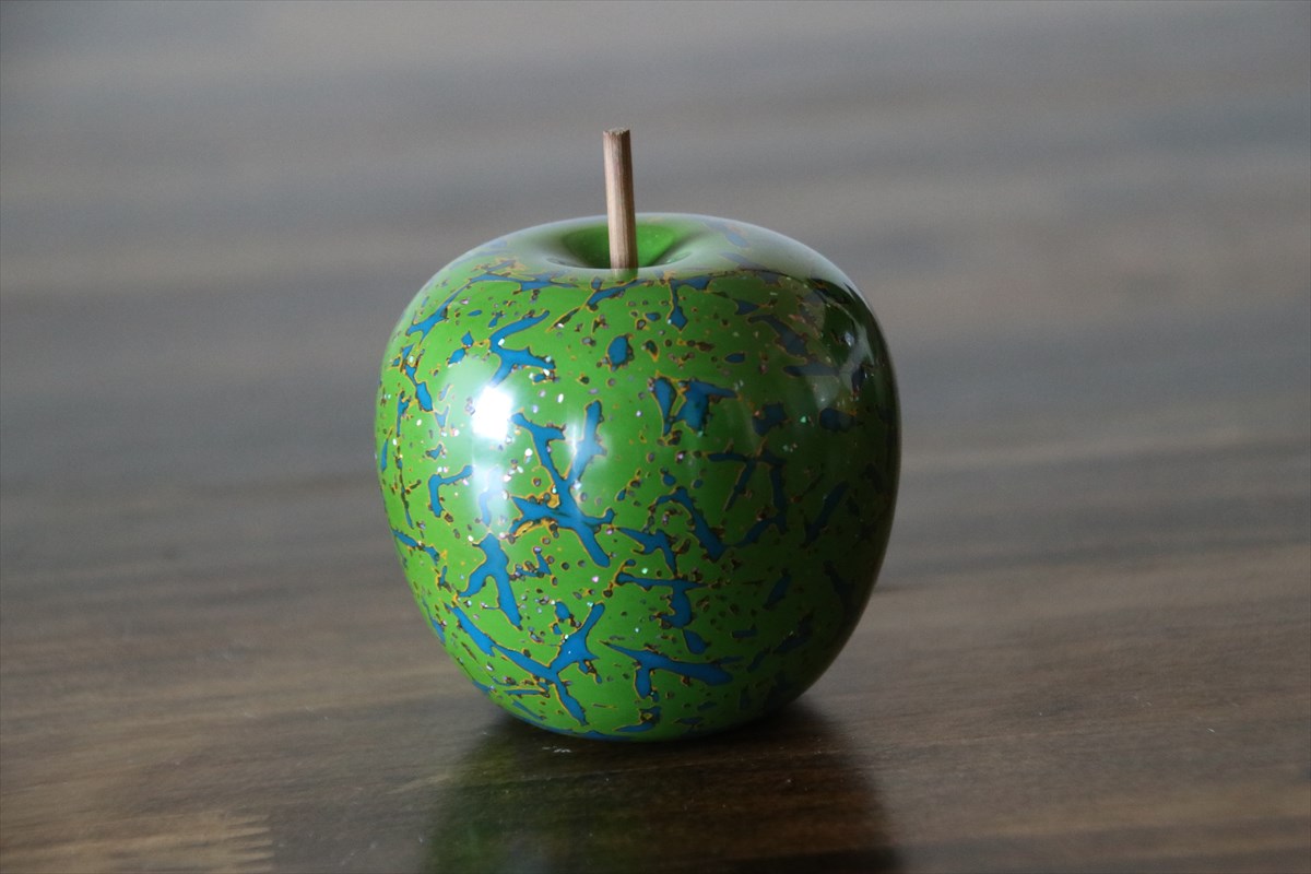 りんごオブジェ】きみどり | 津軽塗たなか オンラインストア