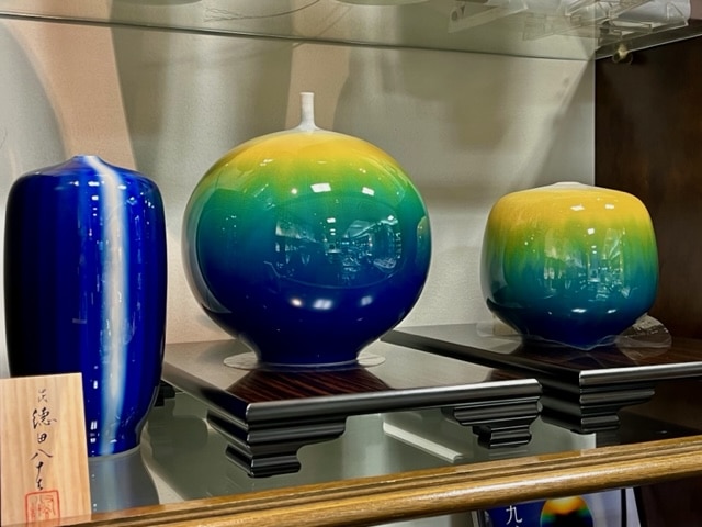 九谷焼作家展 『四代徳田八十吉』作品展のお知らせ - タカラダ