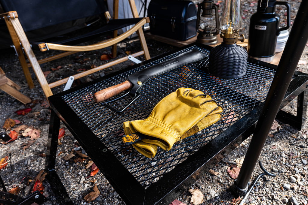 レビュー】キャンプマニアのグリルスタンドMは使い勝手抜群のアイアン