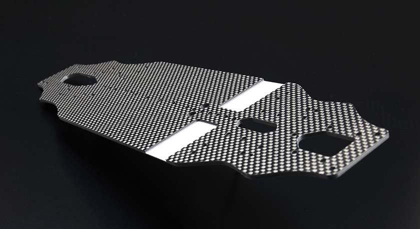 BD9 セッティングスキル：ヨコモ独自のレーシング モジュールを採用