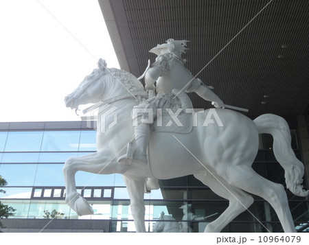幻のスフォルツァ騎馬像 名古屋国際会議場の写真素材 [10964079] - PIXTA
