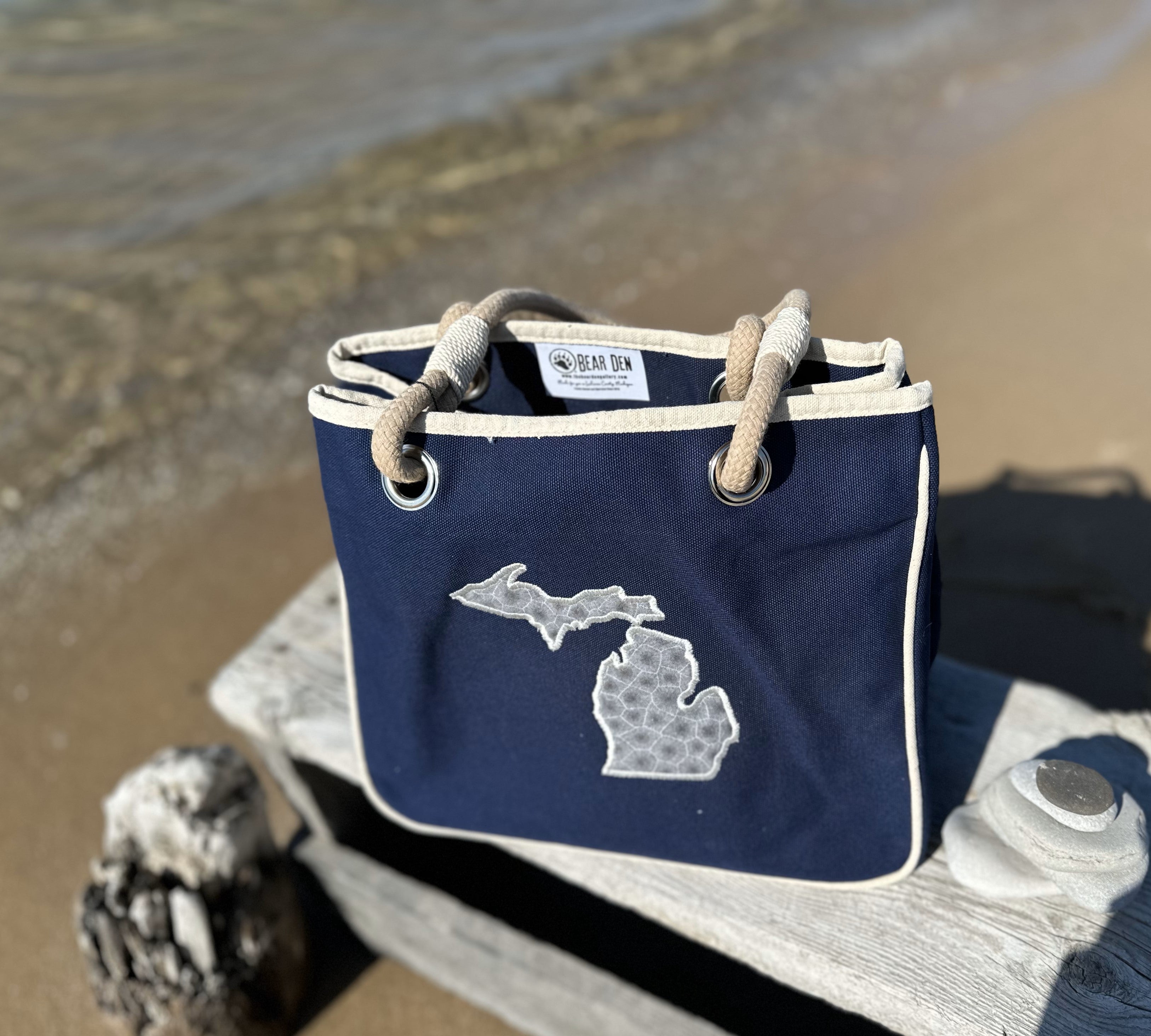 Toskey Tote - Navy Rope Tote – Bear Den