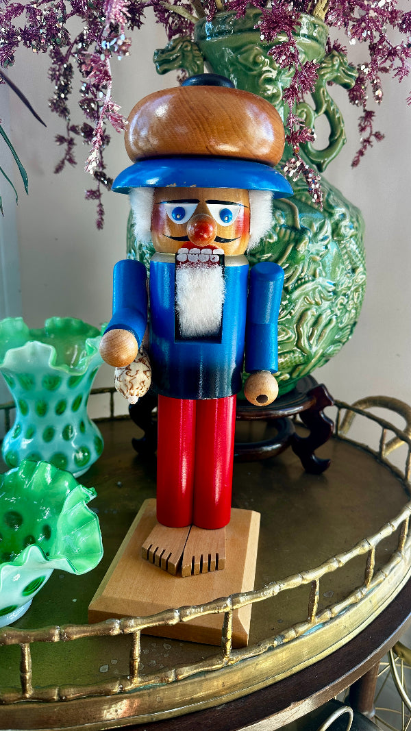 Vintage Steinbach Volkskunst Nutcracker - Seashells – The House of