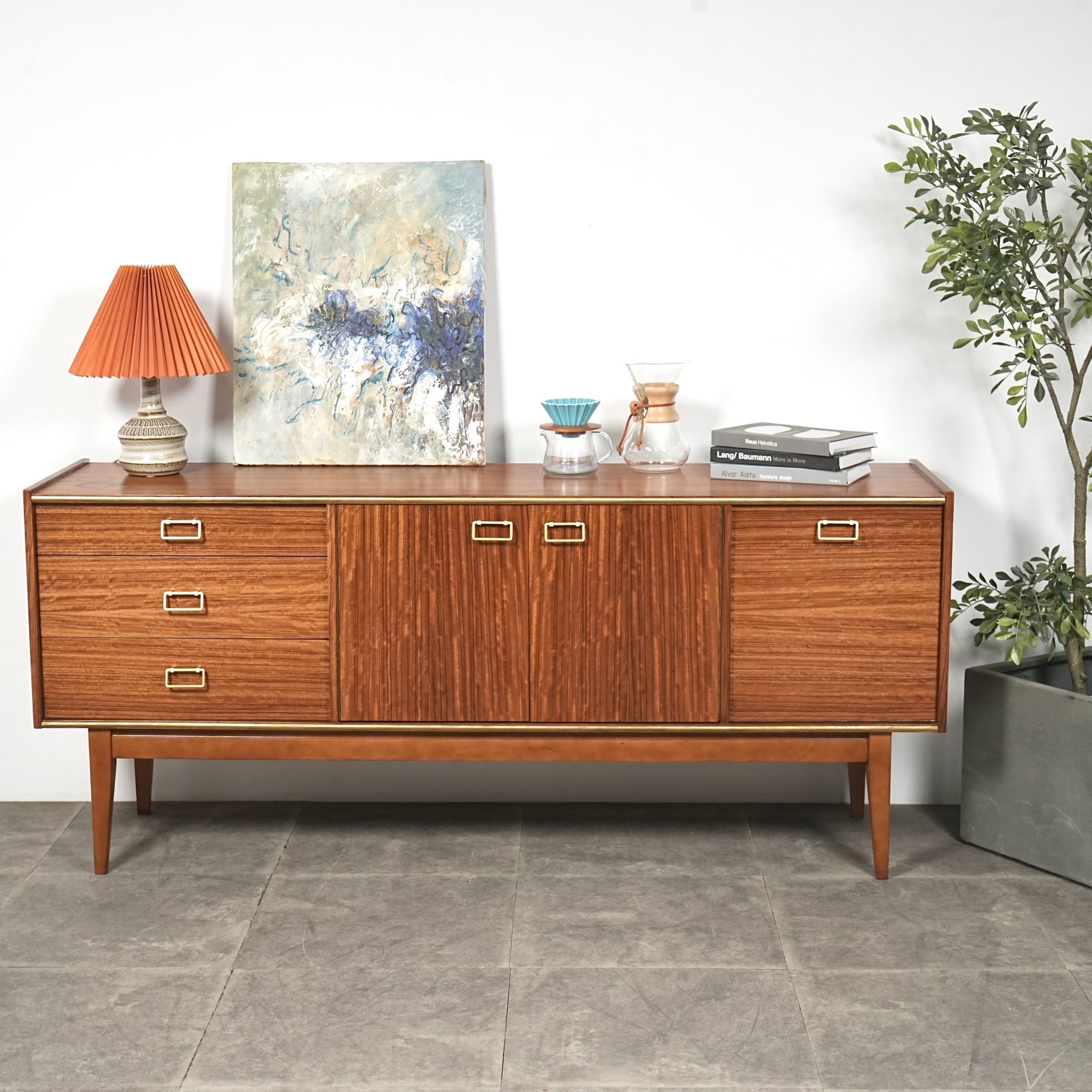 イギリスヴィンテージ サイドボード – TIME HYPE