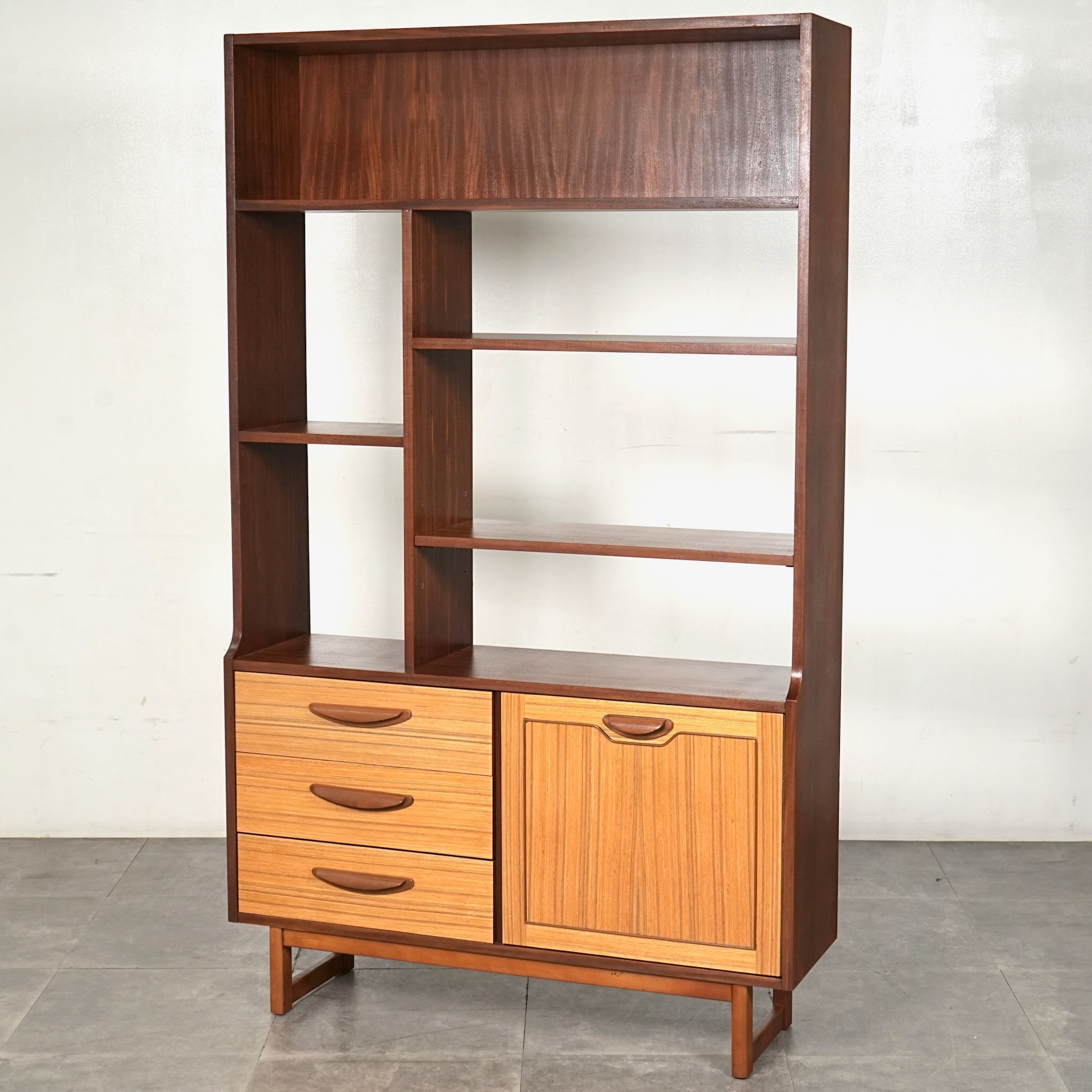 STONEHILL】ヴィンテージ ルームディバイダー – TIME HYPE