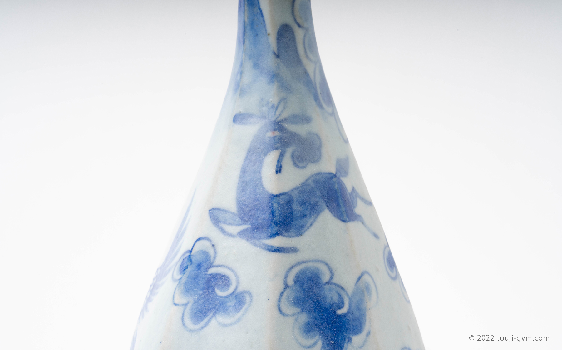 青花（せいか）や染付（そめつけ）とは｜白磁に青模様の陶磁器の特徴や