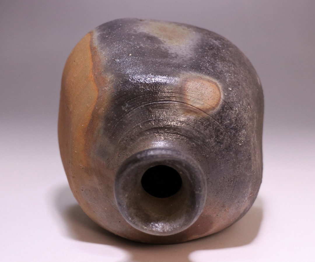 中村六郎 作 「備前徳利」 ～備前焼専門卸小売店 川口陶楽苑～