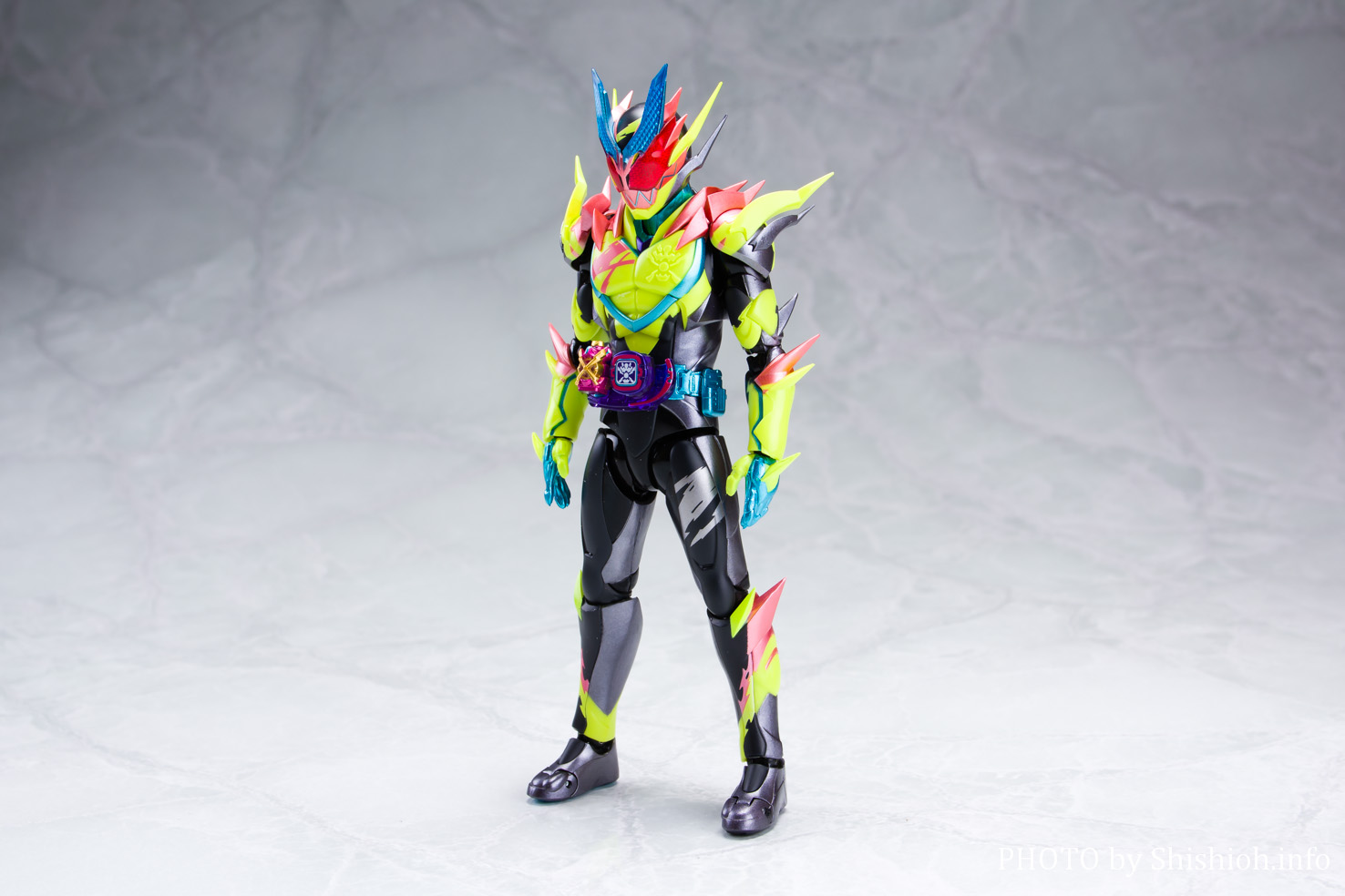 レビュー】S.H.Figuarts 仮面ライダーリバイス