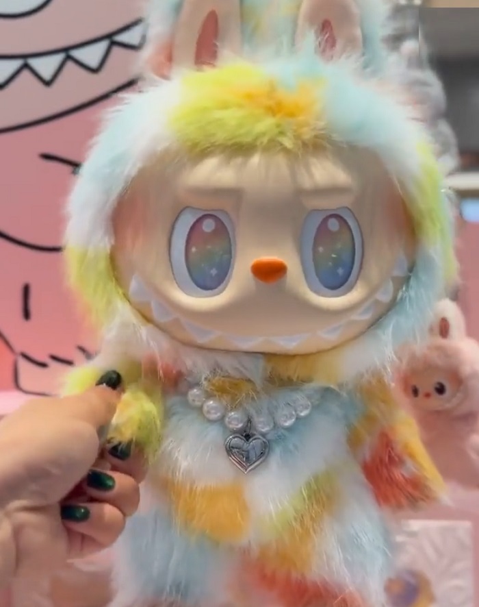 楽天市場】【◇正規品◇】Pop Mart Labubu The Monsters Big Into